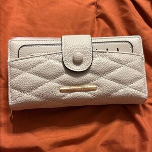 Chic Cream Quilted Wallet